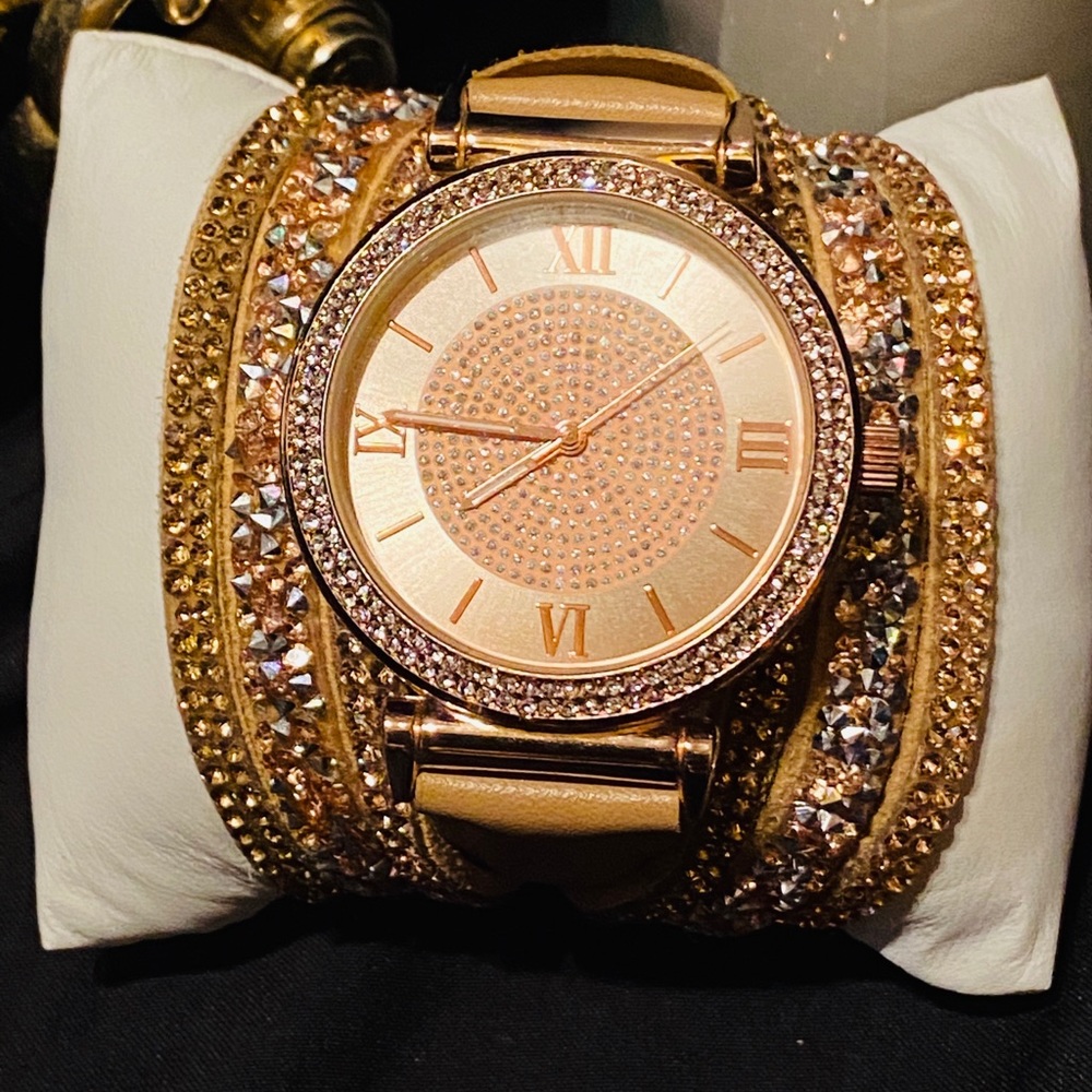 🛍Rose Gold Watch and bracelet set🛍